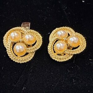 Gold Pearl Cluster Clip-On Shoe Clips Women Jewelry